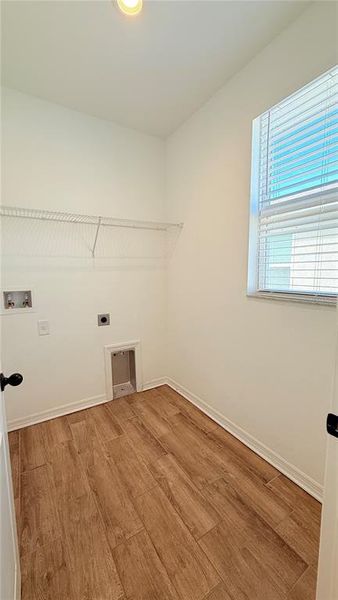 Spacious, unfurnished interior of a new home in , Palmetto (Image 18).