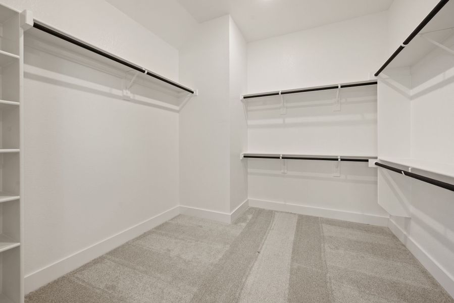Spacious, unfurnished interior of a new home in Settlers Glen, New Fairview (Image 33). Spacious, unfurnished interior of a new home in Settlers Glen, New Fairview (Image 33).