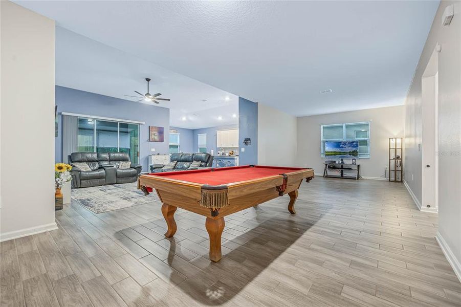 Furnished interior view inside a new home in Pine Glen: Chateau Collection, St. Cloud (Image 8).