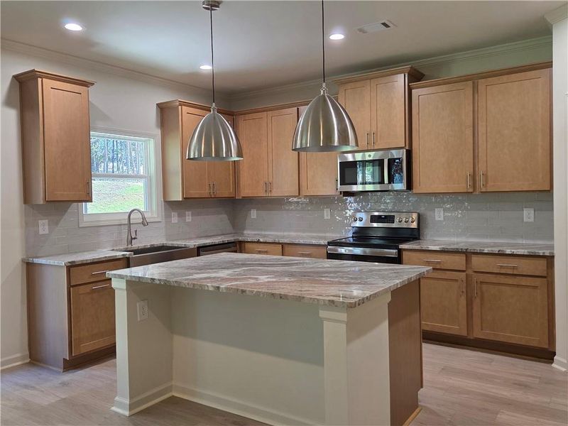 Image 32 of a home in River Meadows.