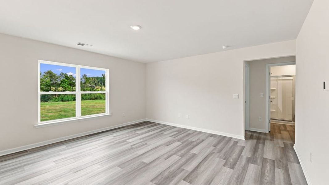 Spacious, unfurnished interior of a new home in Lakestone, Woodruff (Image 20). Spacious, unfurnished interior of a new home in Lakestone, Woodruff (Image 20).