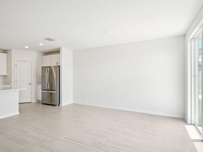 Spacious, unfurnished interior of a new home in Benton Hills - Classic Series, Brooksville (Image 31).