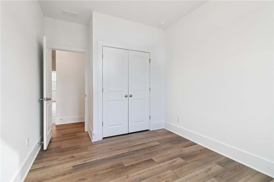 Spacious, unfurnished interior of a new home in Park Vue, Atlanta (Image 23).