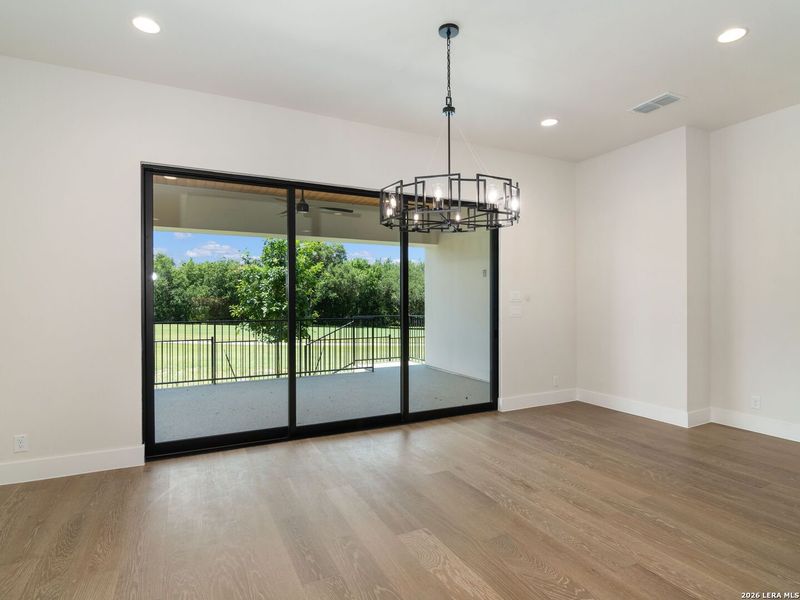 Spacious, unfurnished interior of a new home in , San Antonio (Image 22).