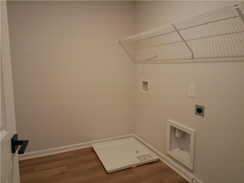 Spacious, unfurnished interior of a new home in Lake Shore, Winder (Image 19).