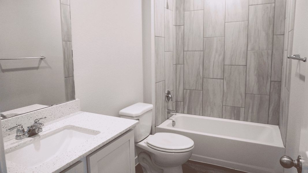 Furnished interior view inside a new home in London Towne, Corpus Christi (Image 7).