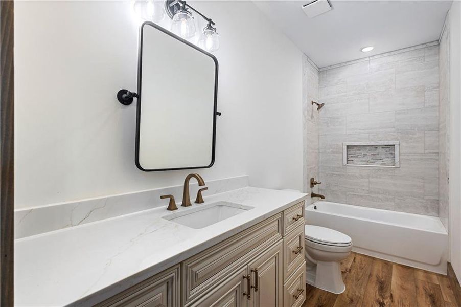 Image 44 of a home in .