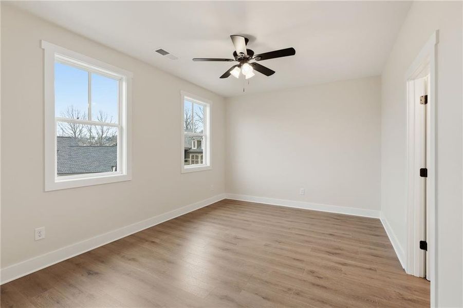 Spacious, unfurnished interior of a new home in , Dawsonville (Image 23).