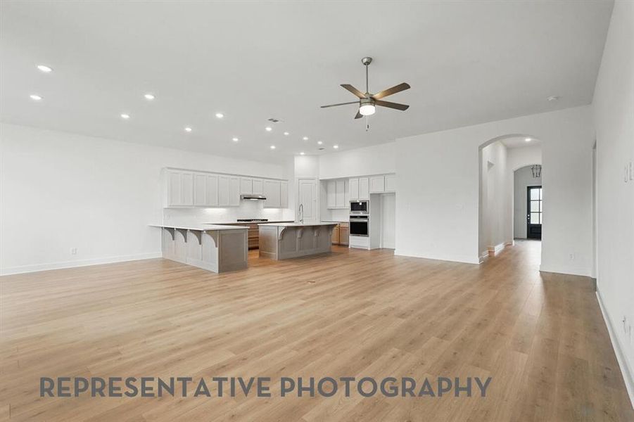 Spacious, unfurnished interior of a new home in Devonshire, Forney (Image 24).