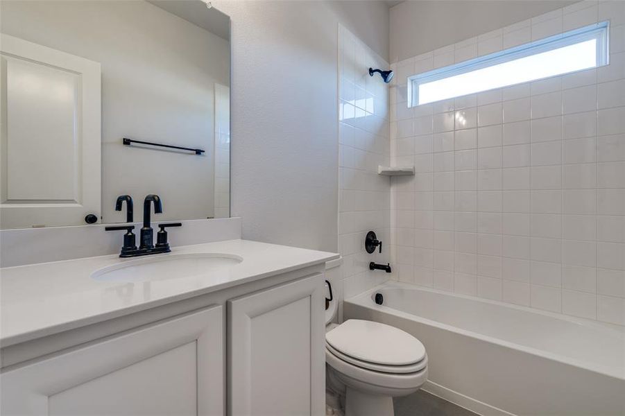 Furnished interior view inside a new home in , Crandall (Image 19).