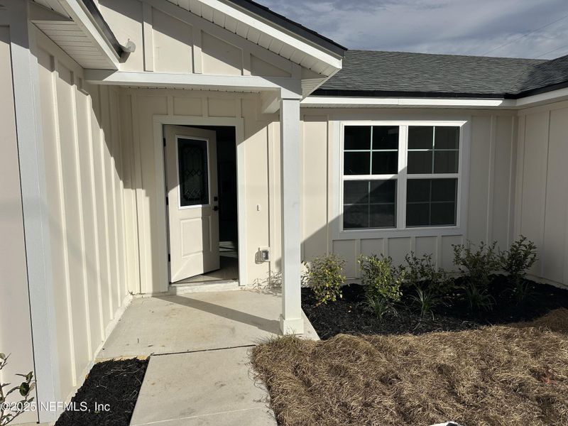Exterior details and patio area of a home in , Keystone Heights (Image 2). Exterior details and patio area of a home in , Keystone Heights (Image 2).