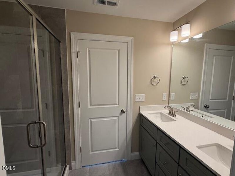 408 master bath 2