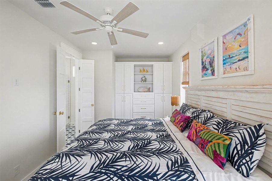Furnished interior view inside a new home in , Port Aransas (Image 18).