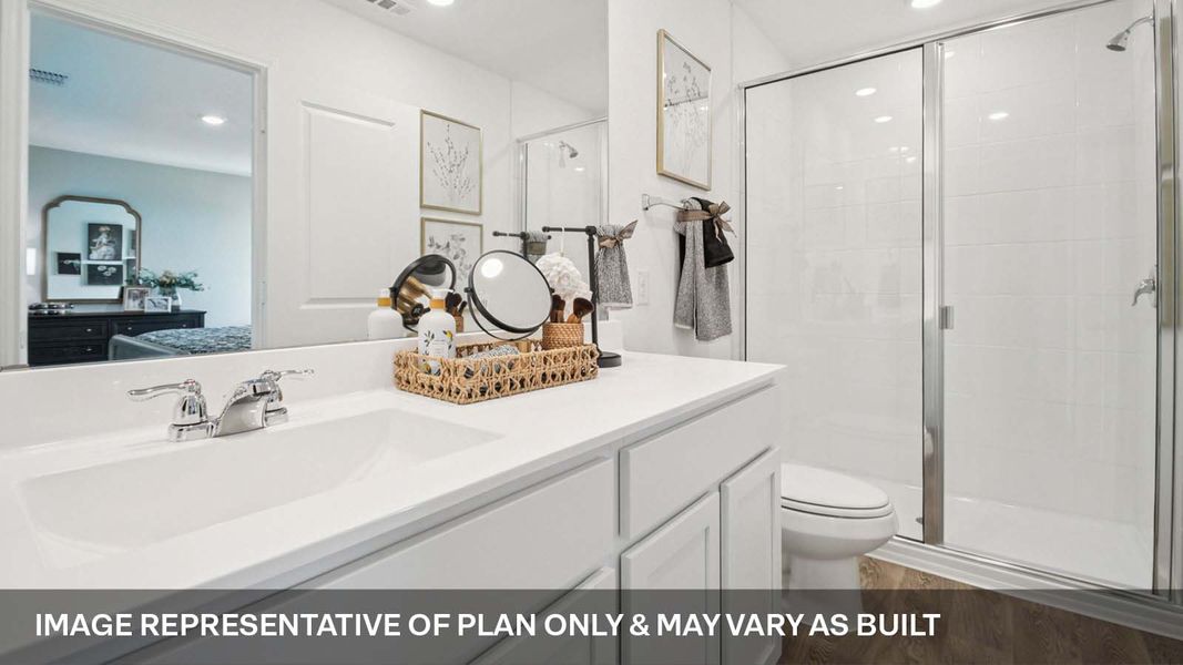 Representative interior finishes for a home built from the The Madeline by D.R. Horton in Valverde, Bastrop (Image 22).