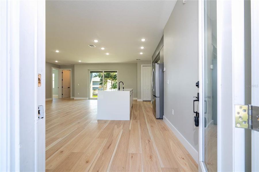 Spacious, unfurnished interior of a new home in , Port Charlotte (Image 63). Spacious, unfurnished interior of a new home in , Port Charlotte (Image 63).