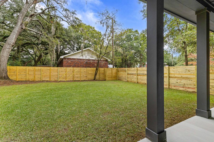 Exterior details and patio area of a home in , North Charleston (Image 35).