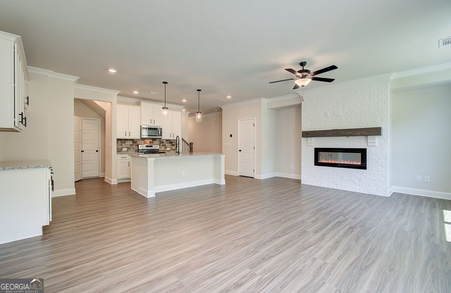 Image 25 of a home in The Towns at Auburn Station West.