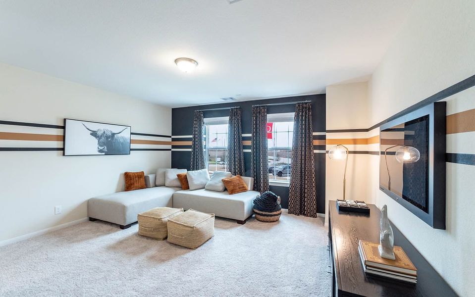 Furnished interior view inside a new home in Lago Mar, Texas City (Image 14).
