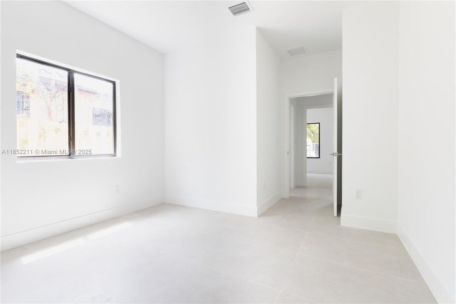 Spacious, unfurnished interior of a new home in , Miami (Image 20). Spacious, unfurnished interior of a new home in , Miami (Image 20).