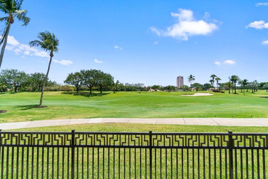 031-200SoutheastMiznerBoulevard-Villa101