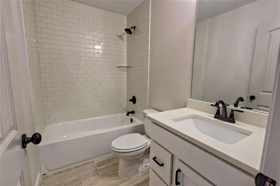 Furnished interior view inside a new home in , Clarkesville (Image 33).