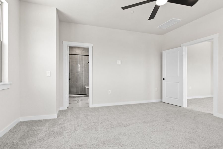 Spacious, unfurnished interior of a new home in The Tribute, The Colony (Image 38). Spacious, unfurnished interior of a new home in The Tribute, The Colony (Image 38).