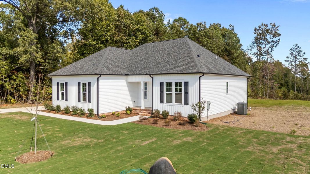 3-web-or-mls-DJI_20251006141831_0565_D 3-web-or-mls-DJI_20251006141831_0565_D