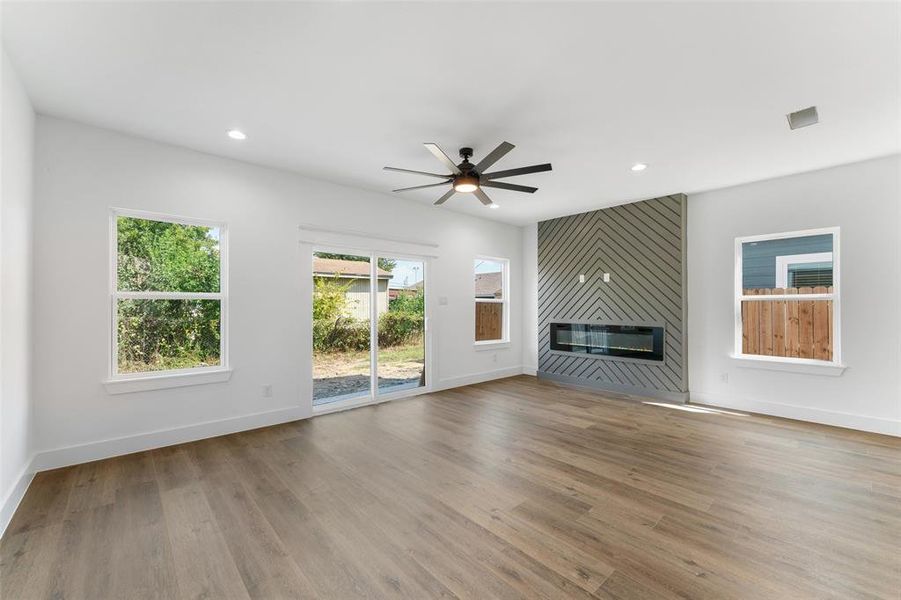 Spacious, unfurnished interior of a new home in , Dallas (Image 22). Spacious, unfurnished interior of a new home in , Dallas (Image 22).