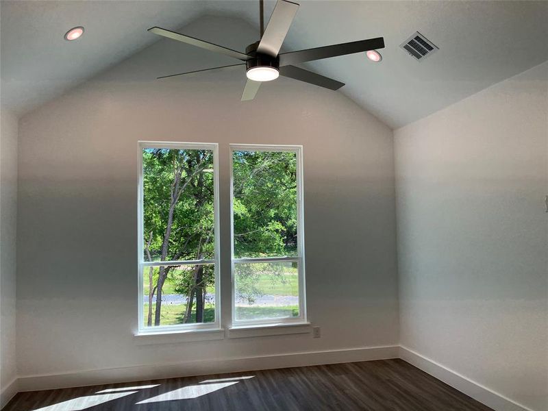 Spacious, unfurnished interior of a new home in , Whitney (Image 12).