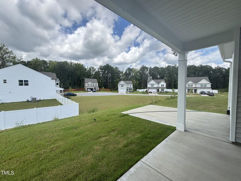 Covered Porch/Patio Covered Porch/Patio