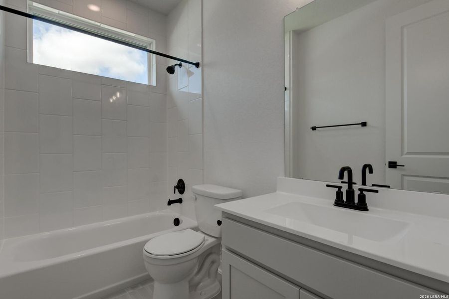 Furnished interior view inside a new home in Saddlebrook Ranch, Schertz (Image 6).