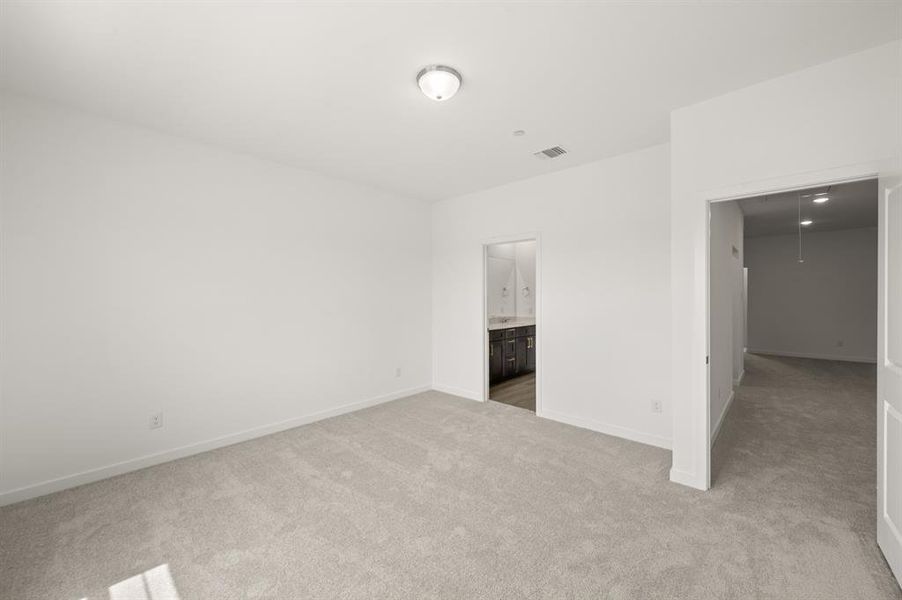 5704 Lakeview- Primary Suite-2