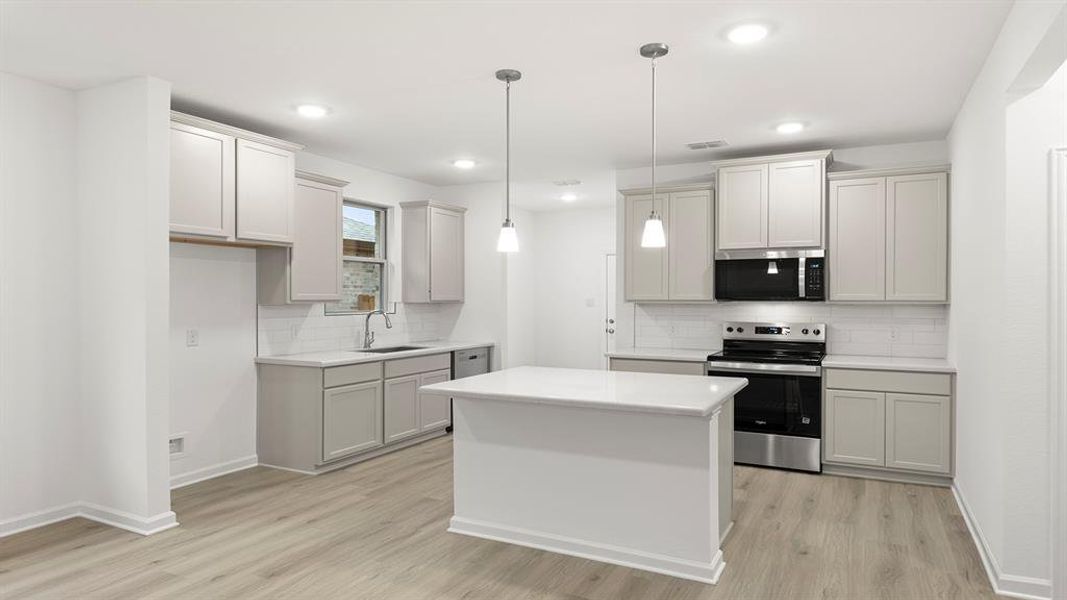 12. 2928 Kimberwick - Kitchen (2) 12. 2928 Kimberwick - Kitchen (2)