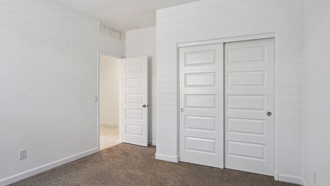 Spacious, unfurnished interior of a new home in Carlton Commons, Casa Grande (Image 28). Spacious, unfurnished interior of a new home in Carlton Commons, Casa Grande (Image 28).