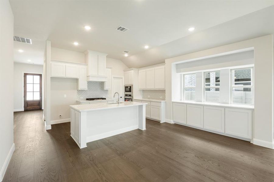 Furnished interior view inside a new home in Painted Tree Woodland District 50, McKinney (Image 14). Furnished interior view inside a new home in Painted Tree Woodland District 50, McKinney (Image 14).