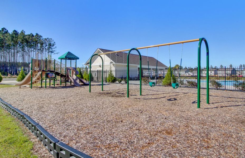 Community amenities in Sanctuary Cove at Cane Bay, Summerville (Image 50).