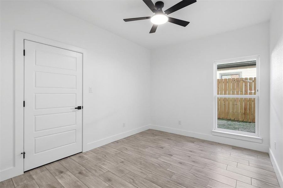 Spacious, unfurnished interior of a new home in , Mabank (Image 26).