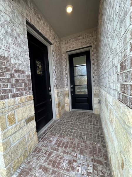 **Photos are representative only. This is not the actual homesite.**