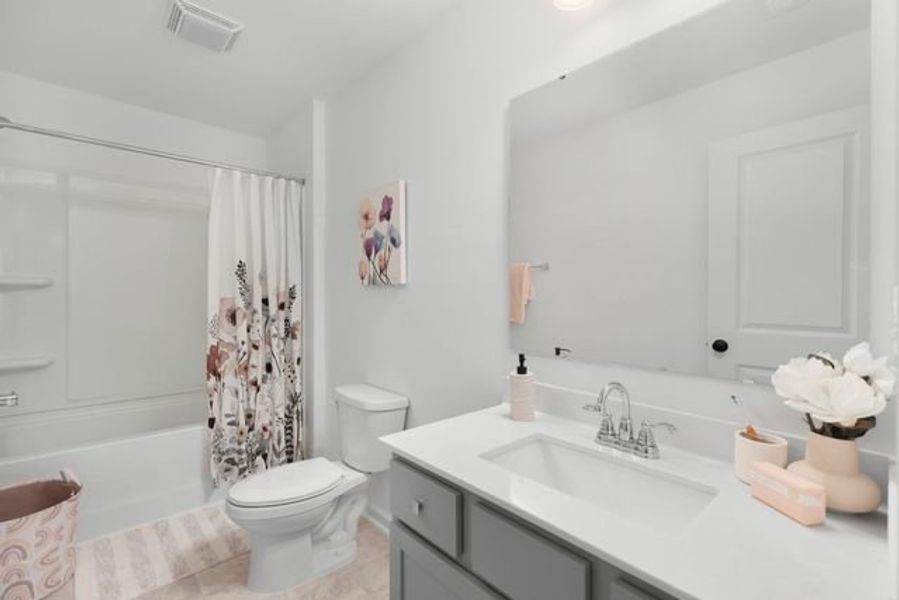 Representative furnished interior of a home built from the Seville II by True Homes in Colvin Park, Rock Hill (Image 30).