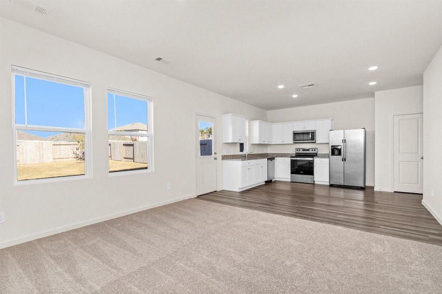 Open concept great for entertainig