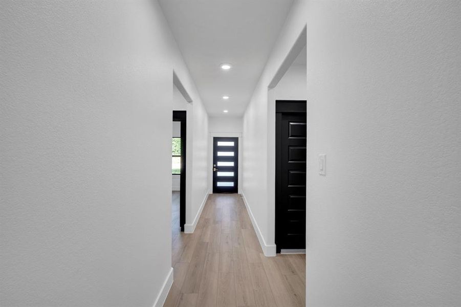 Spacious, unfurnished interior of a new home in , Hillsboro (Image 19).