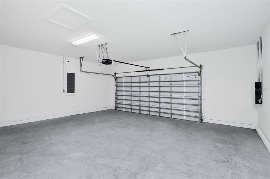 Spacious, unfurnished interior of a new home in Weslyn Park, St. Cloud (Image 20).