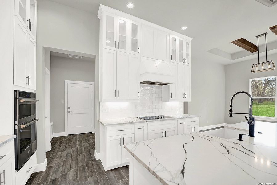 Furnished interior view inside a new home in , La Vernia (Image 18).