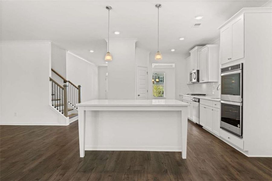Furnished interior view inside a new home in Water Oak Estates, Lawrenceville (Image 15). Furnished interior view inside a new home in Water Oak Estates, Lawrenceville (Image 15).