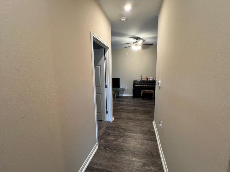Spacious, unfurnished interior of a new home in , Houston (Image 22).