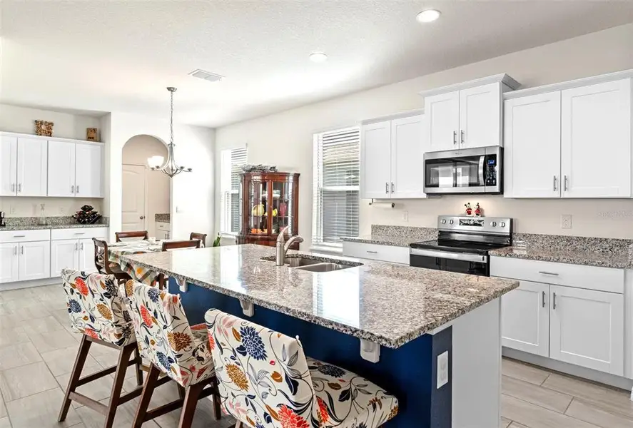 Furnished interior view inside a new home in Waterleigh, Winter Garden (Image 5).