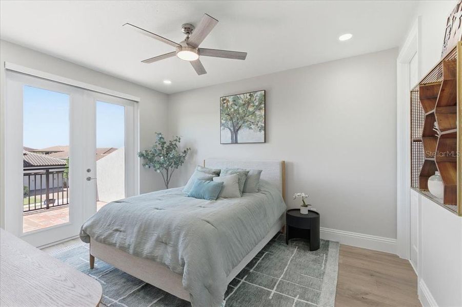 Furnished interior view inside a new home in , Orlando (Image 11).