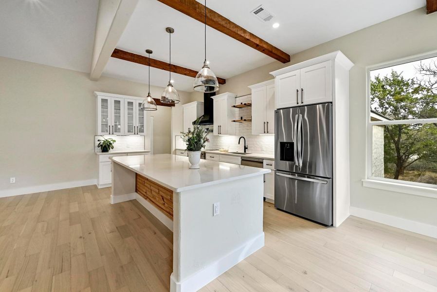 Furnished interior view inside a new home in , Horseshoe Bay (Image 14).
