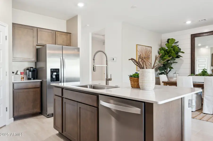 11-web-or-mls-24046-w-yavapai-st-lot-300