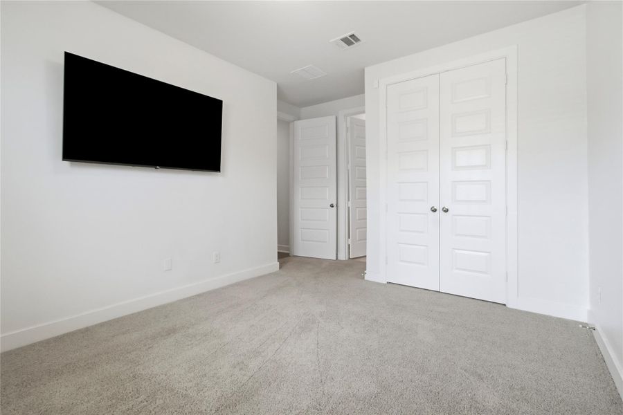 Spacious, unfurnished interior of a new home in The Trails, New Caney (Image 26). Spacious, unfurnished interior of a new home in The Trails, New Caney (Image 26).